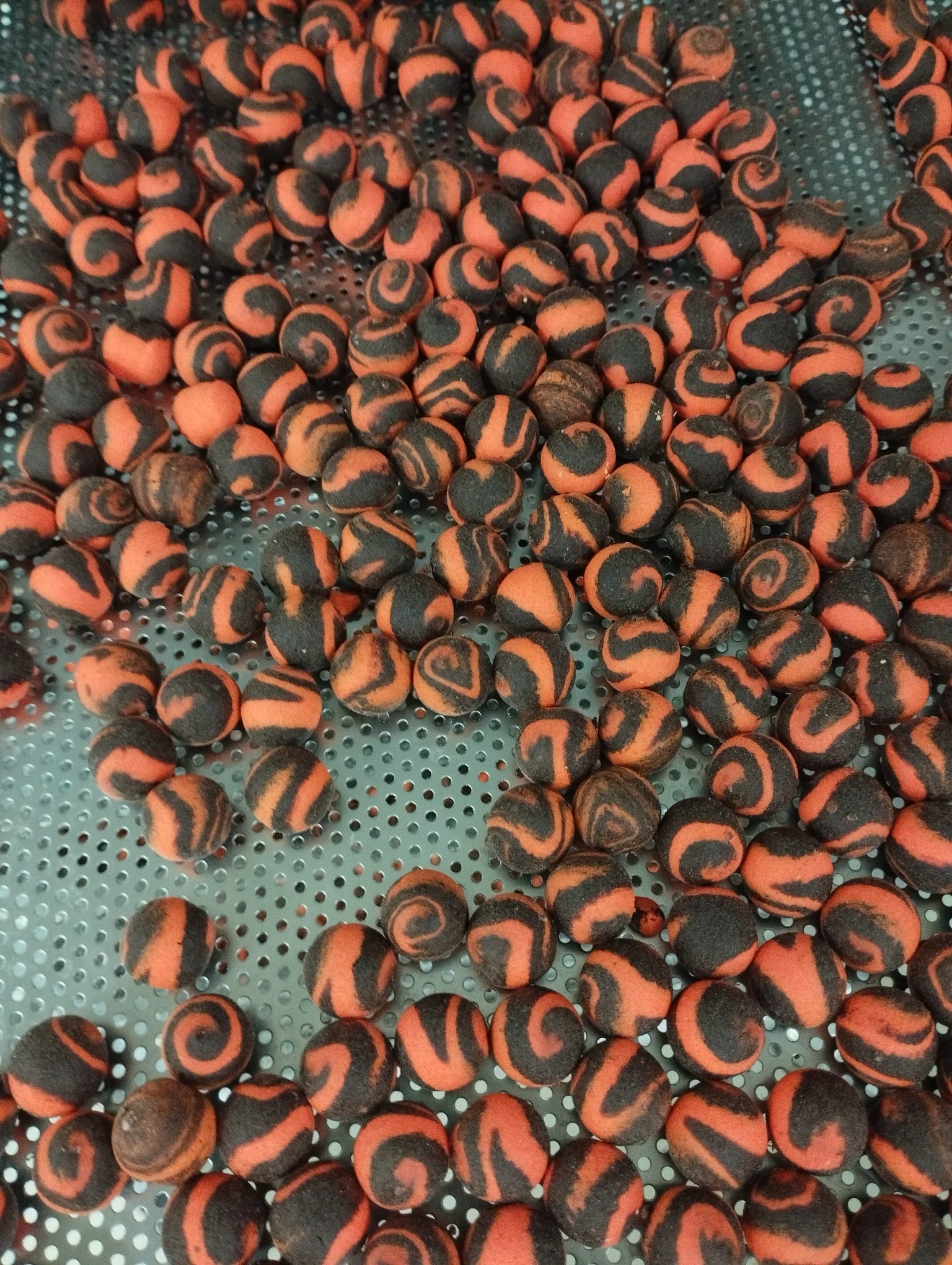 Limited Edition SB+ "Tang Au Chocolat" 15mm Wafters