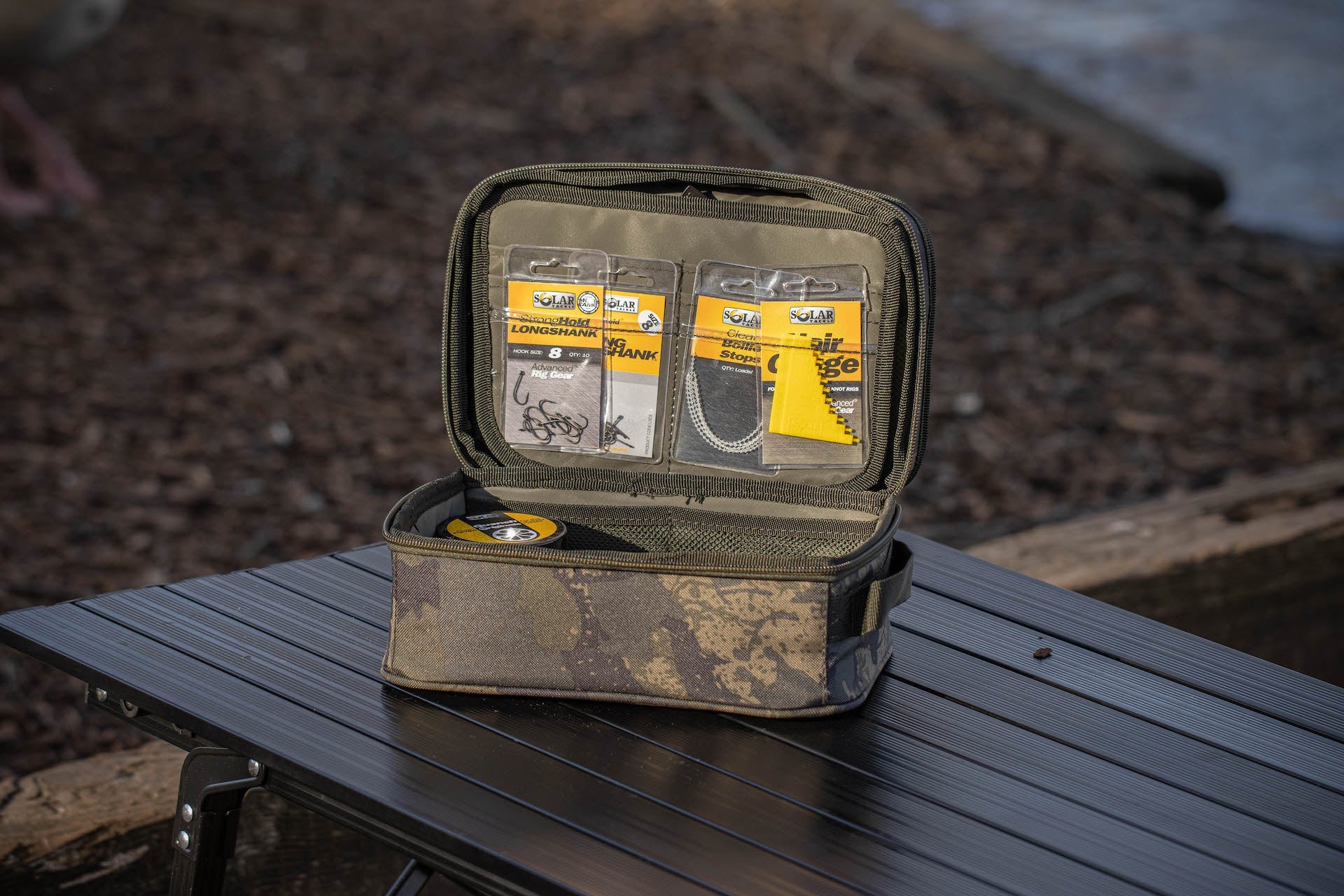 Solar UnderCover Camo Multi-Pouch Compact